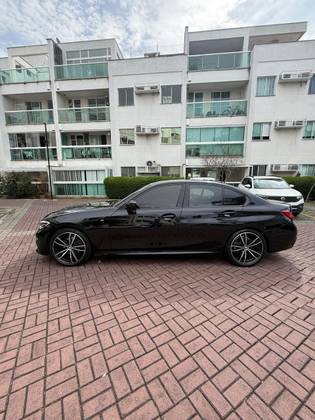 BMW 320i 2.0 16V TURBO GASOLINA M SPORT AUTOMÁTICO